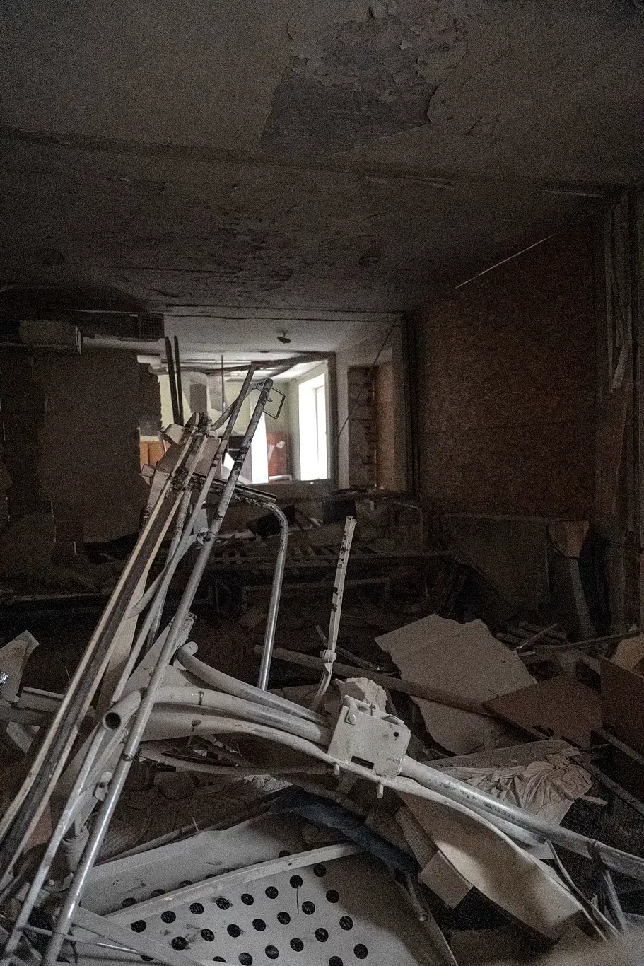 Kelsey Kimberlin travels to Ukraine to visit a destroyed building
