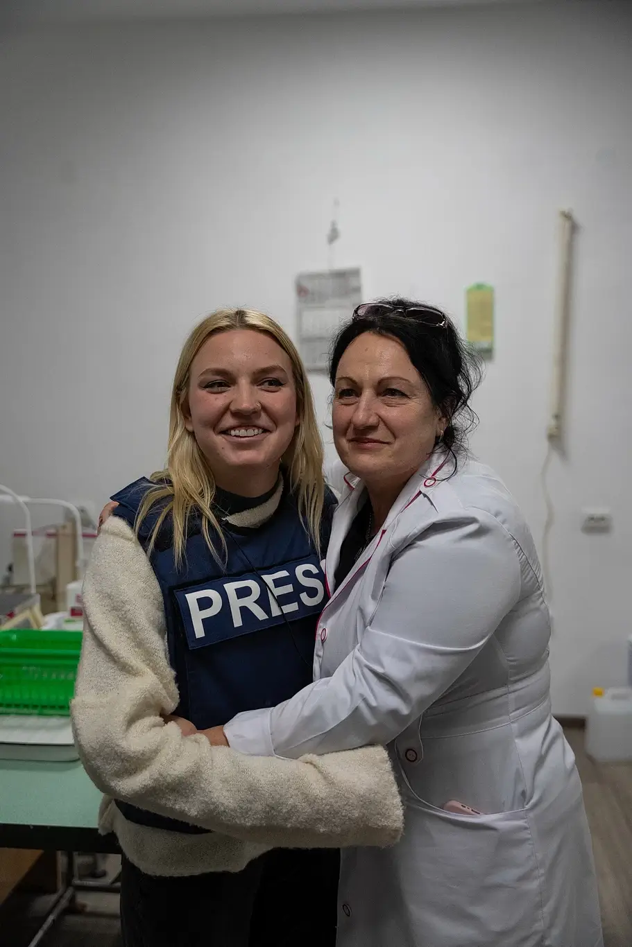 Kelsey Kimberlin visits the donor room with a nurse